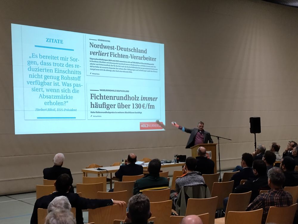 Dabei ging Herr Ebner auch auf Meldungen seiner eigenen Fachzeitschrift ein.